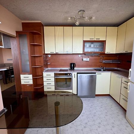 Kati Home Warna Exterior foto