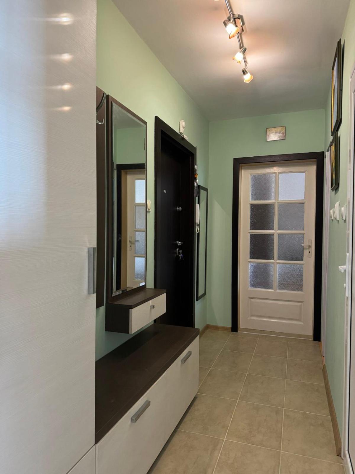 Kati Home Warna Exterior foto
