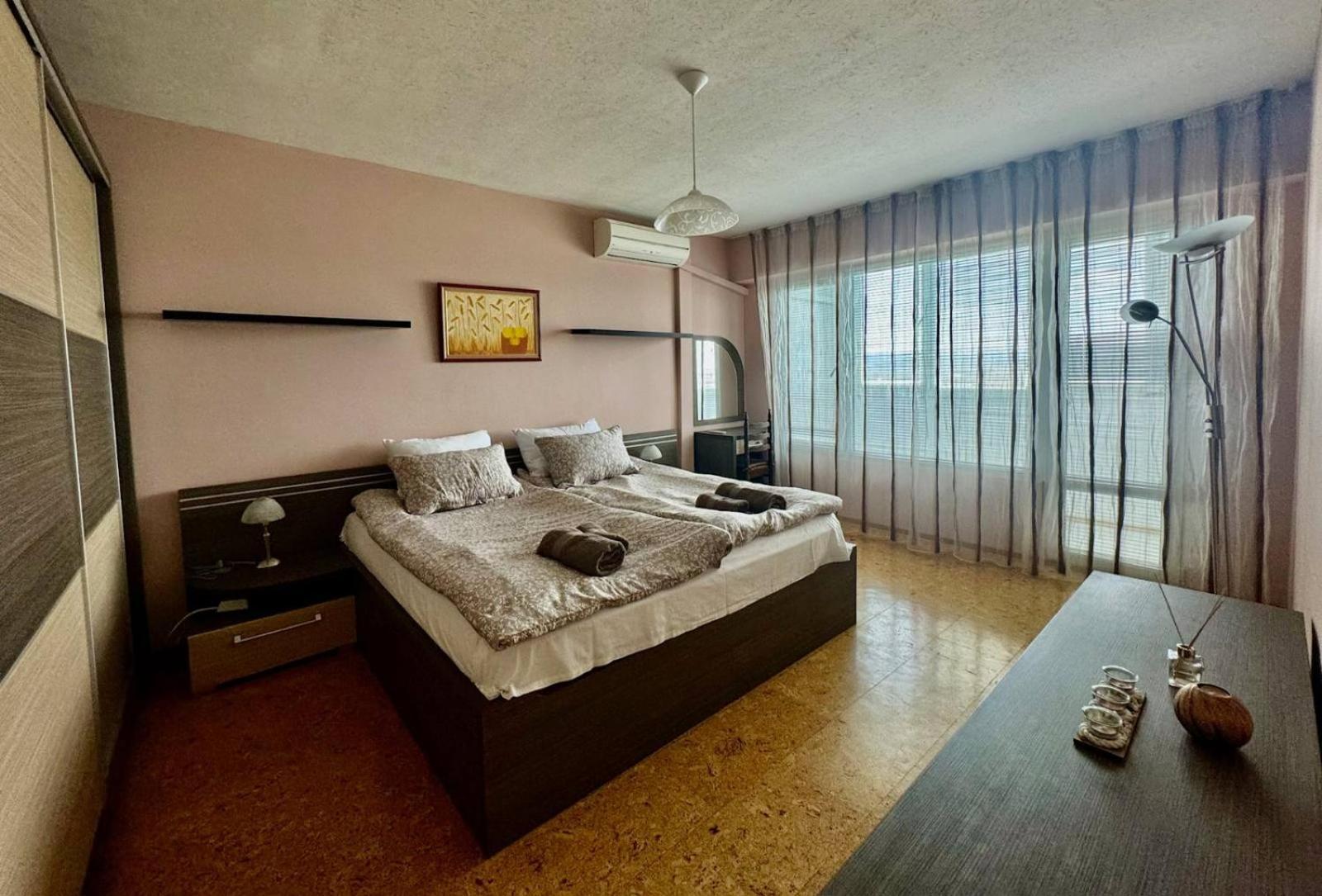 Kati Home Warna Exterior foto